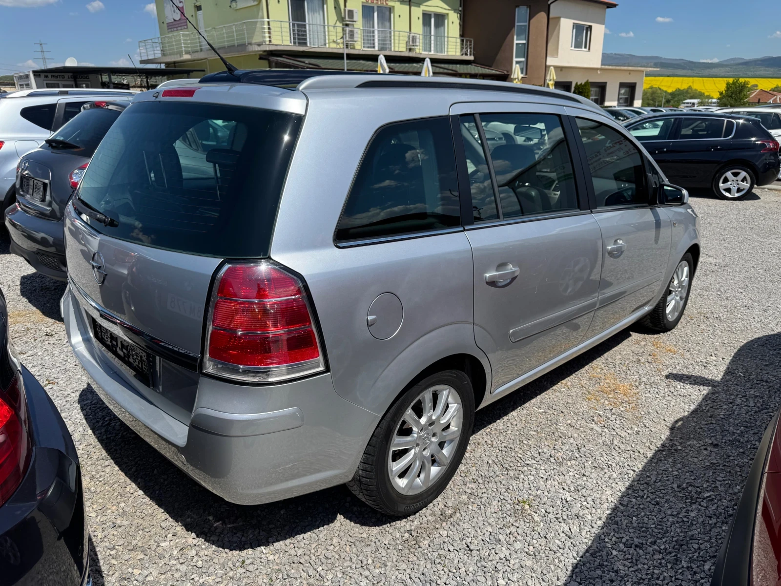 Opel Zafira 1.6i GAZ COSMO, снимка 5 - Автомобили и джипове - 54425011