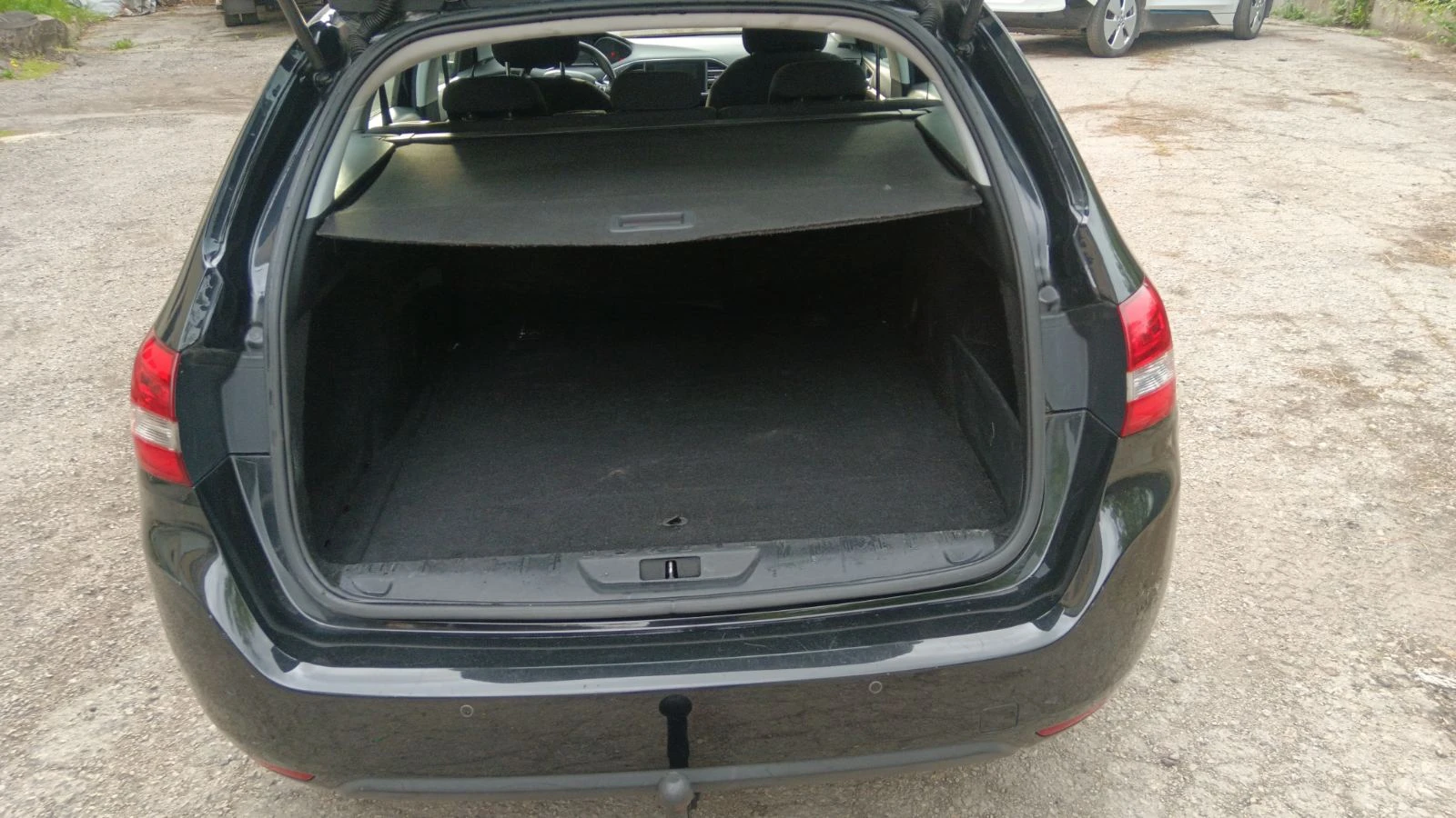 Peugeot 308 1.6HDI КЛИМАТРОНИК, снимка 7 - Автомобили и джипове - 54489071