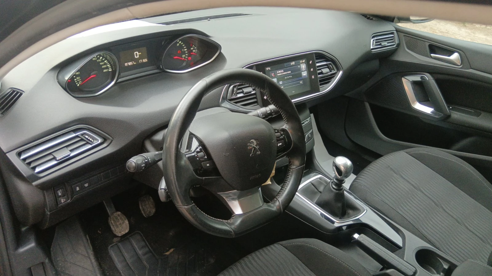 Peugeot 308 1.6HDI КЛИМАТРОНИК, снимка 8 - Автомобили и джипове - 54489071