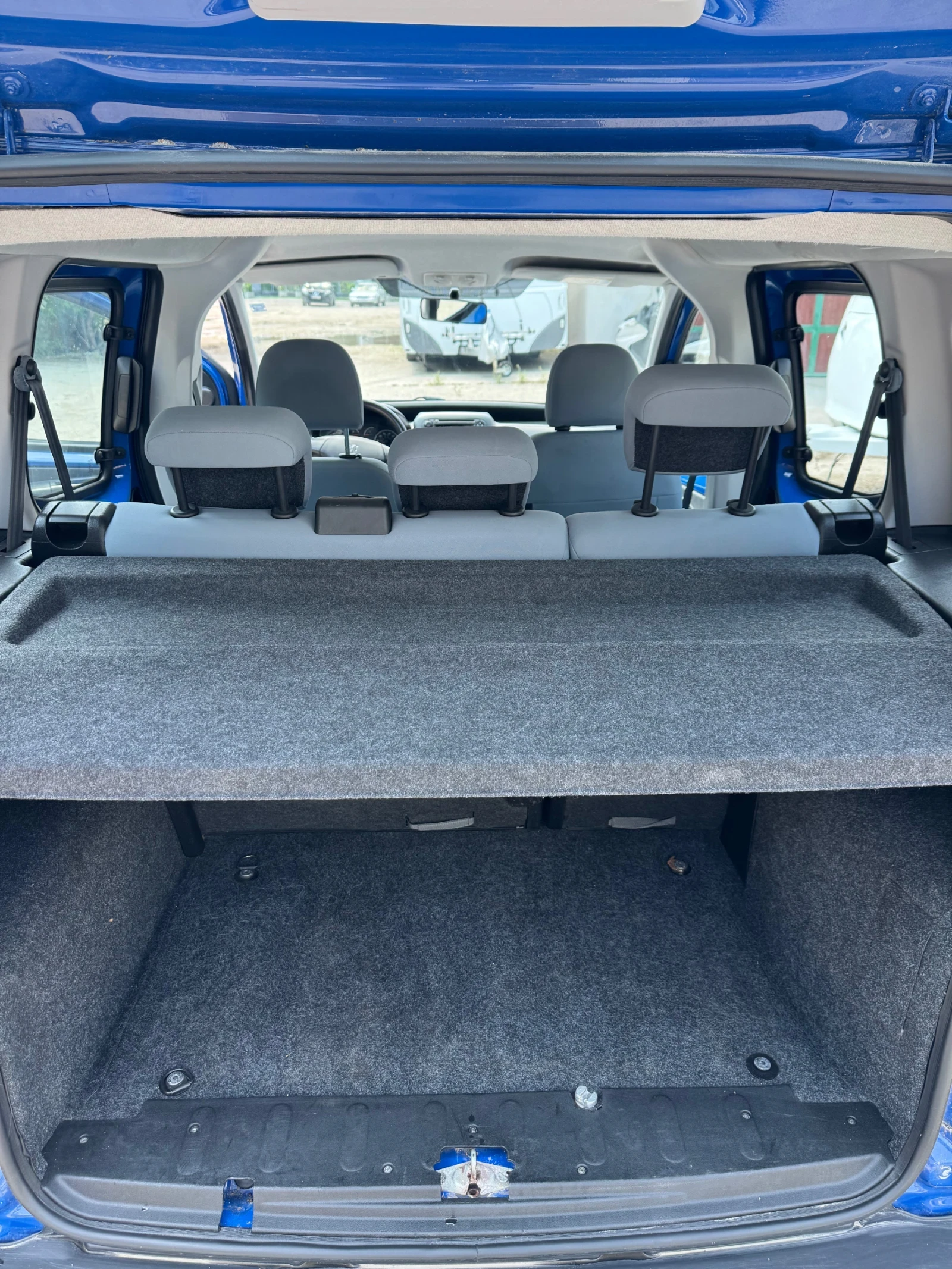 Peugeot Bipper 1.3 HDI Multijet, снимка 7 - Автомобили и джипове - 54682265
