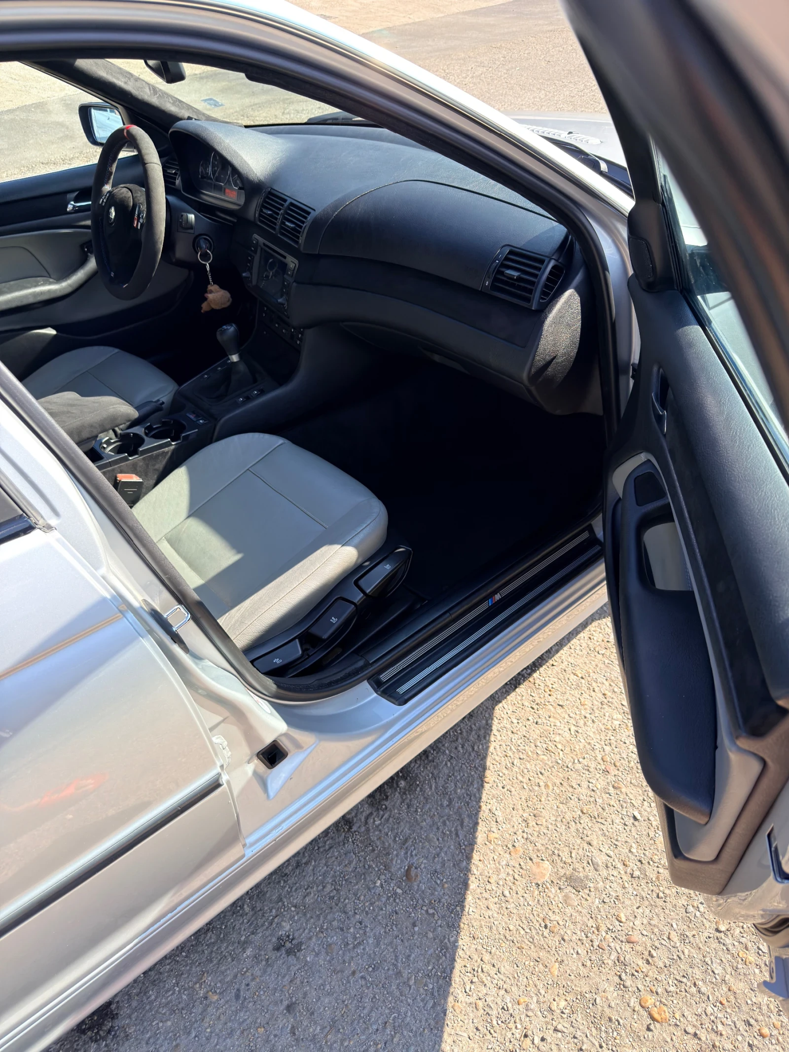 BMW 330 330d, снимка 10 - Автомобили и джипове - 55658210