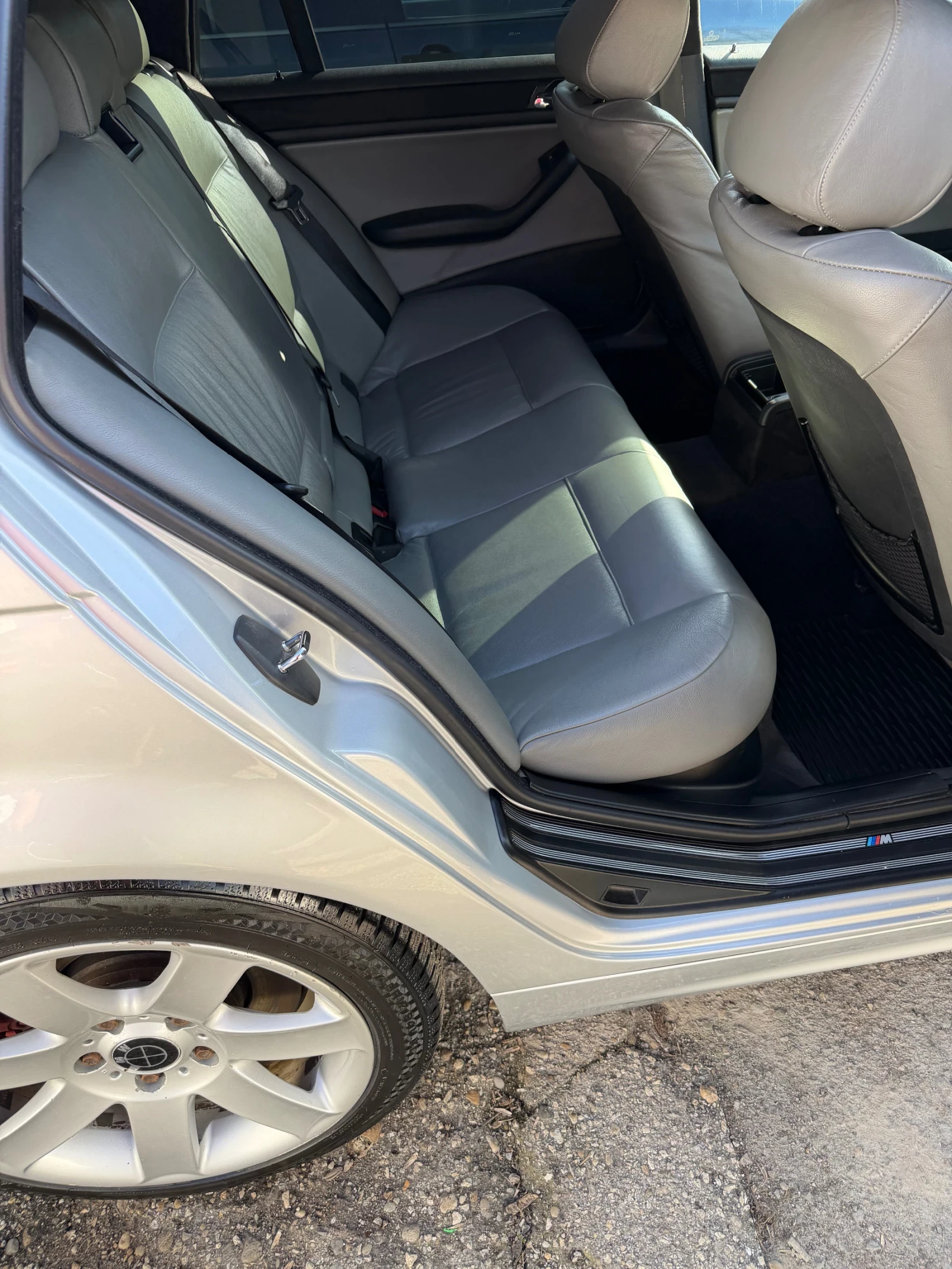 BMW 330 330d, снимка 6 - Автомобили и джипове - 54886653
