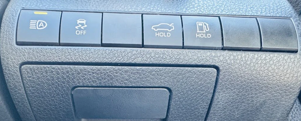 Toyota Camry SE Package* 2021* CarPlay* Kожа* Cruise Control* , снимка 9 - Автомобили и джипове - 55477345