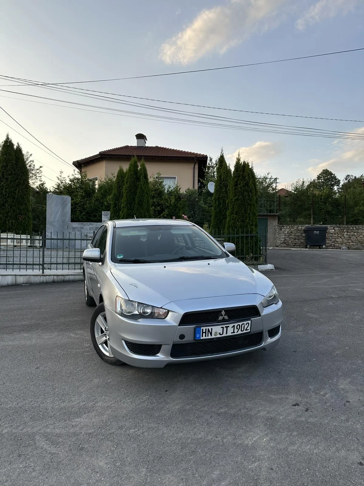 Mitsubishi Lancer