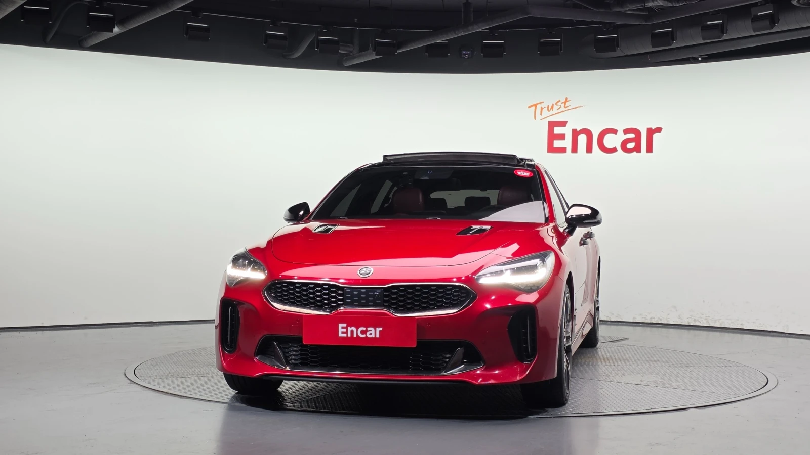Kia Stinger 3.3 Turbo AWD, снимка 3 - Автомобили и джипове - 55785609