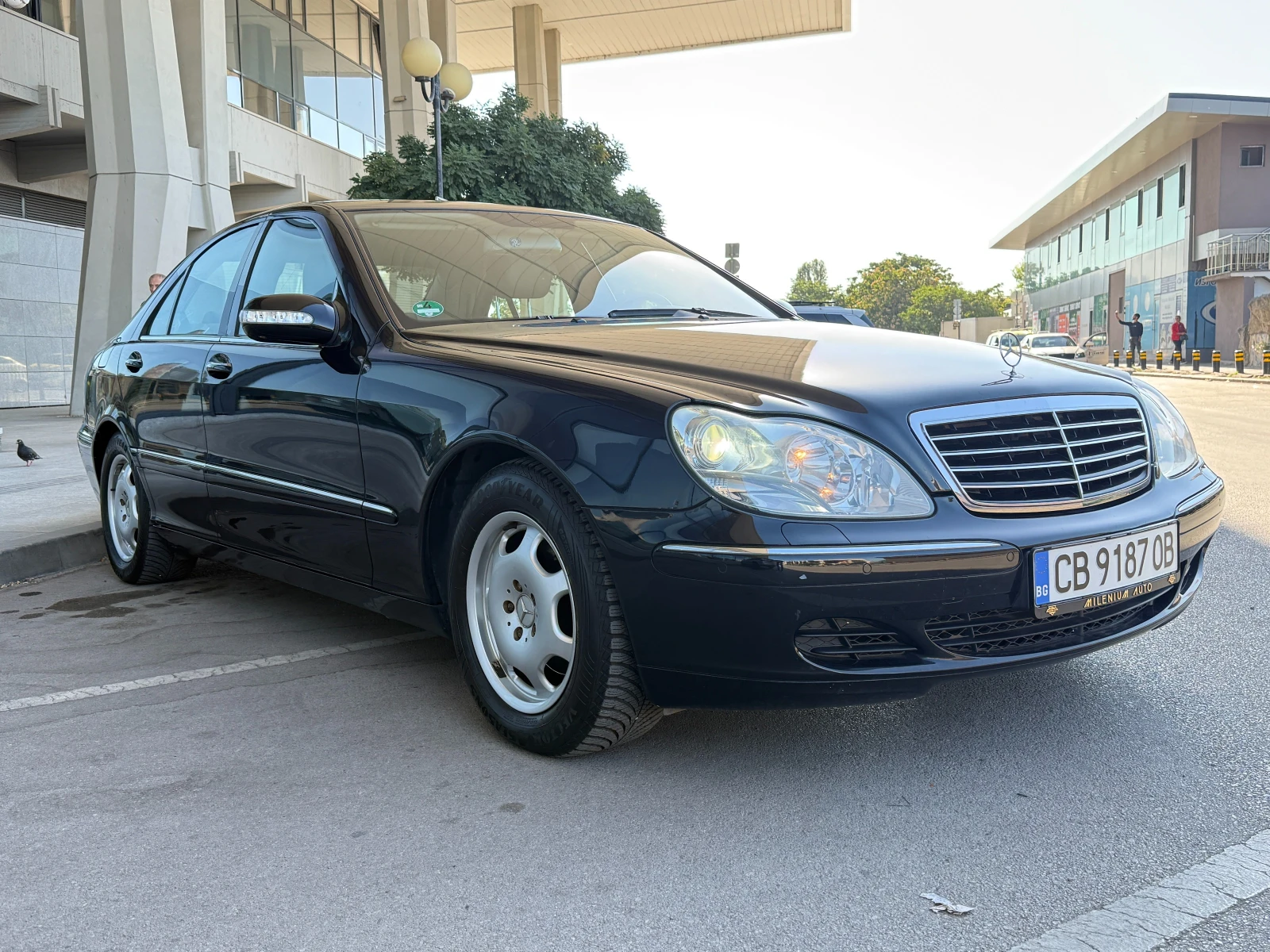 Mercedes-Benz S 350 6 МЕСЕЦА ГАРАНЦИЯ/245к.с. Facelift/Реални Км!!!, снимка 6 - Автомобили и джипове - 56001783