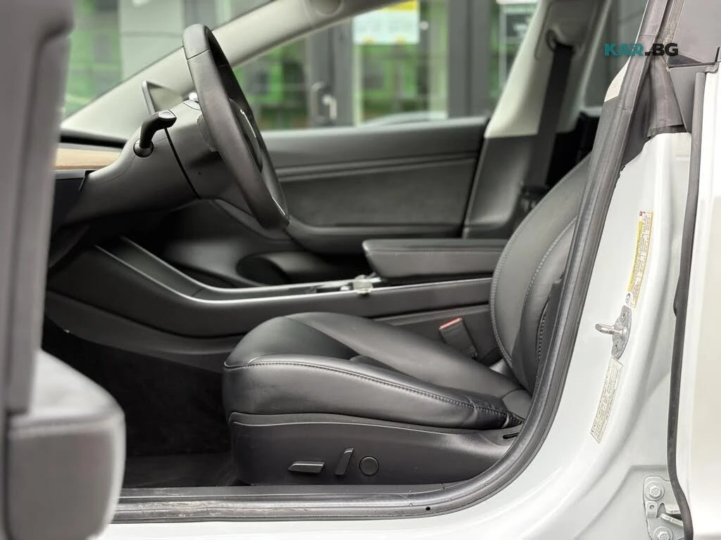 Tesla Model 3 LONG RANGE* 4X4* , снимка 3 - Автомобили и джипове - 56017220