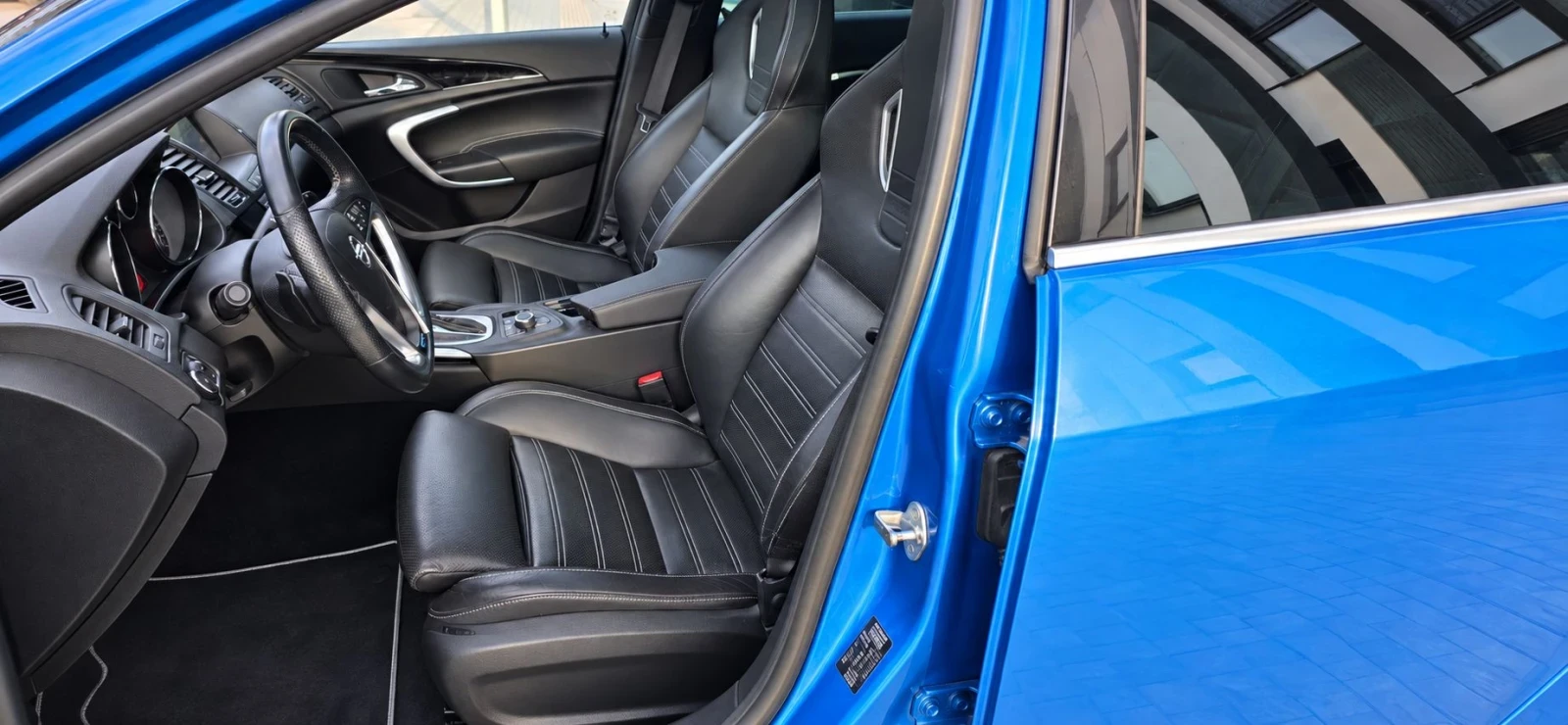 Opel Insignia, снимка 8 - Автомобили и джипове - 56043572