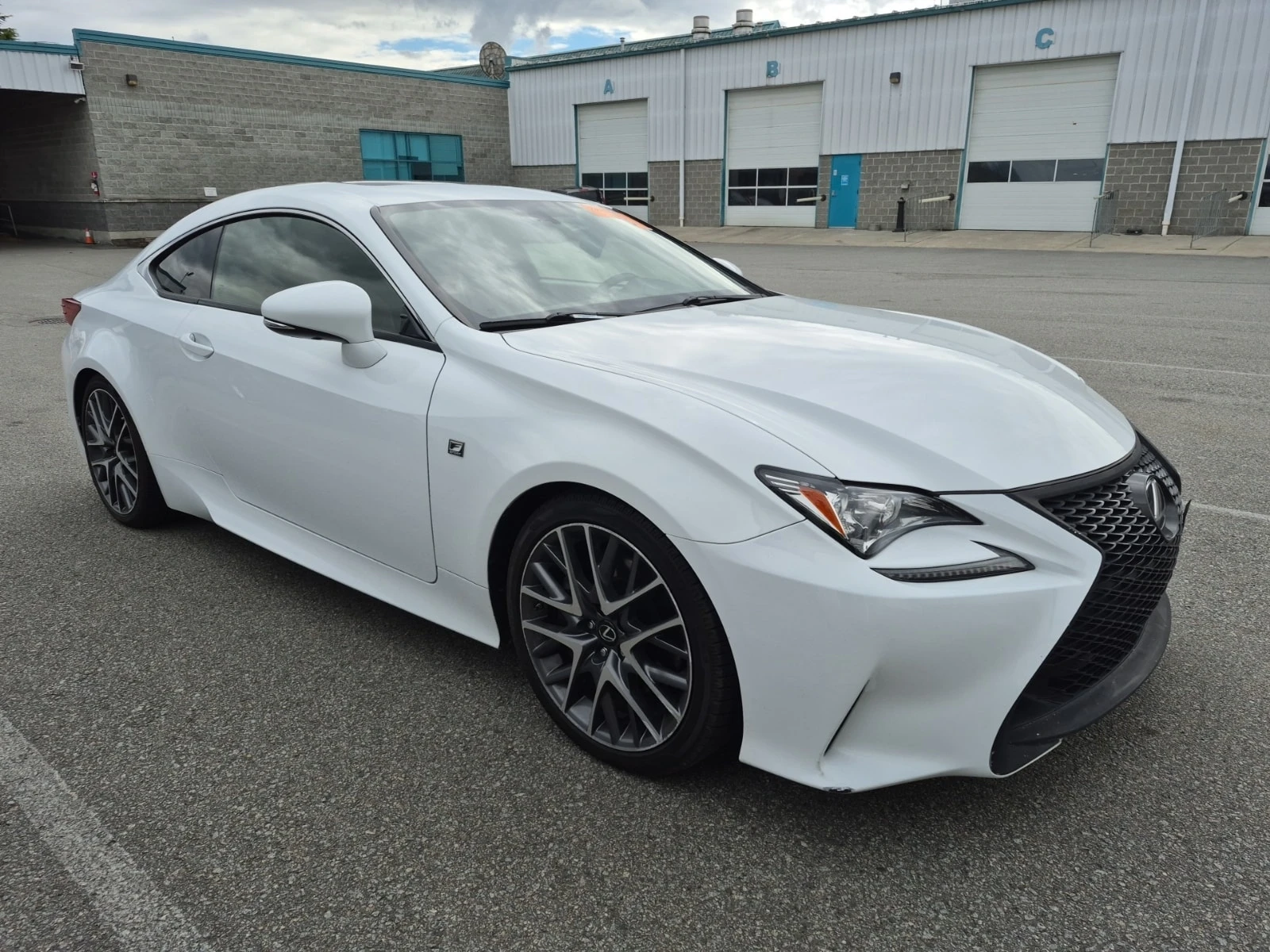 Lexus RC 300h * 2DR CPE * CARFAX * 2КЛЮЧА* ПОДГРЕВ* ОБДУХВАНЕ, снимка 2 - Автомобили и джипове - 56119846