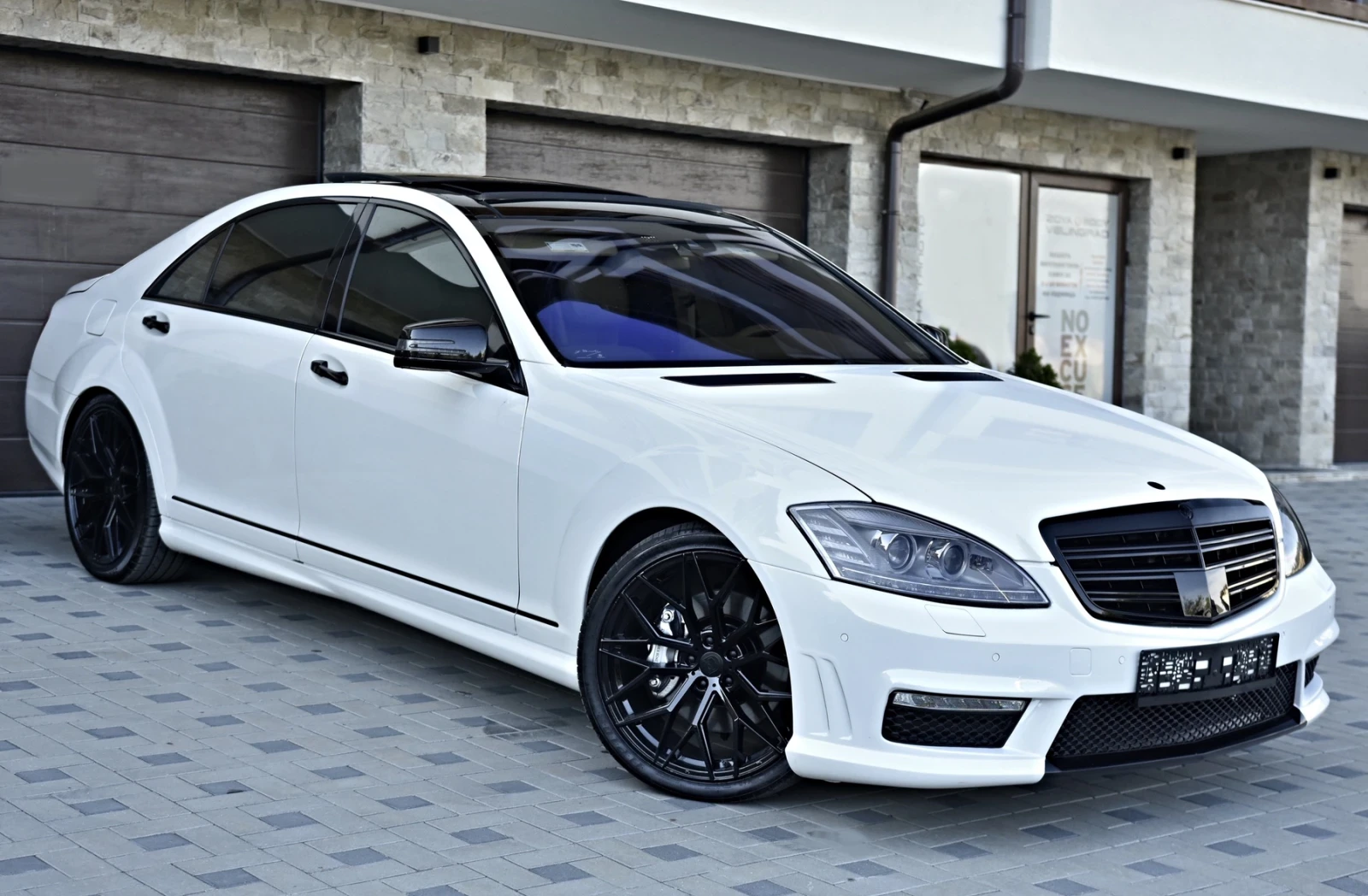 Mercedes-Benz S 500 AMG* NIGH.DIST/3TV/FUll MAXX!!!, снимка 3 - Автомобили и джипове - 56217216