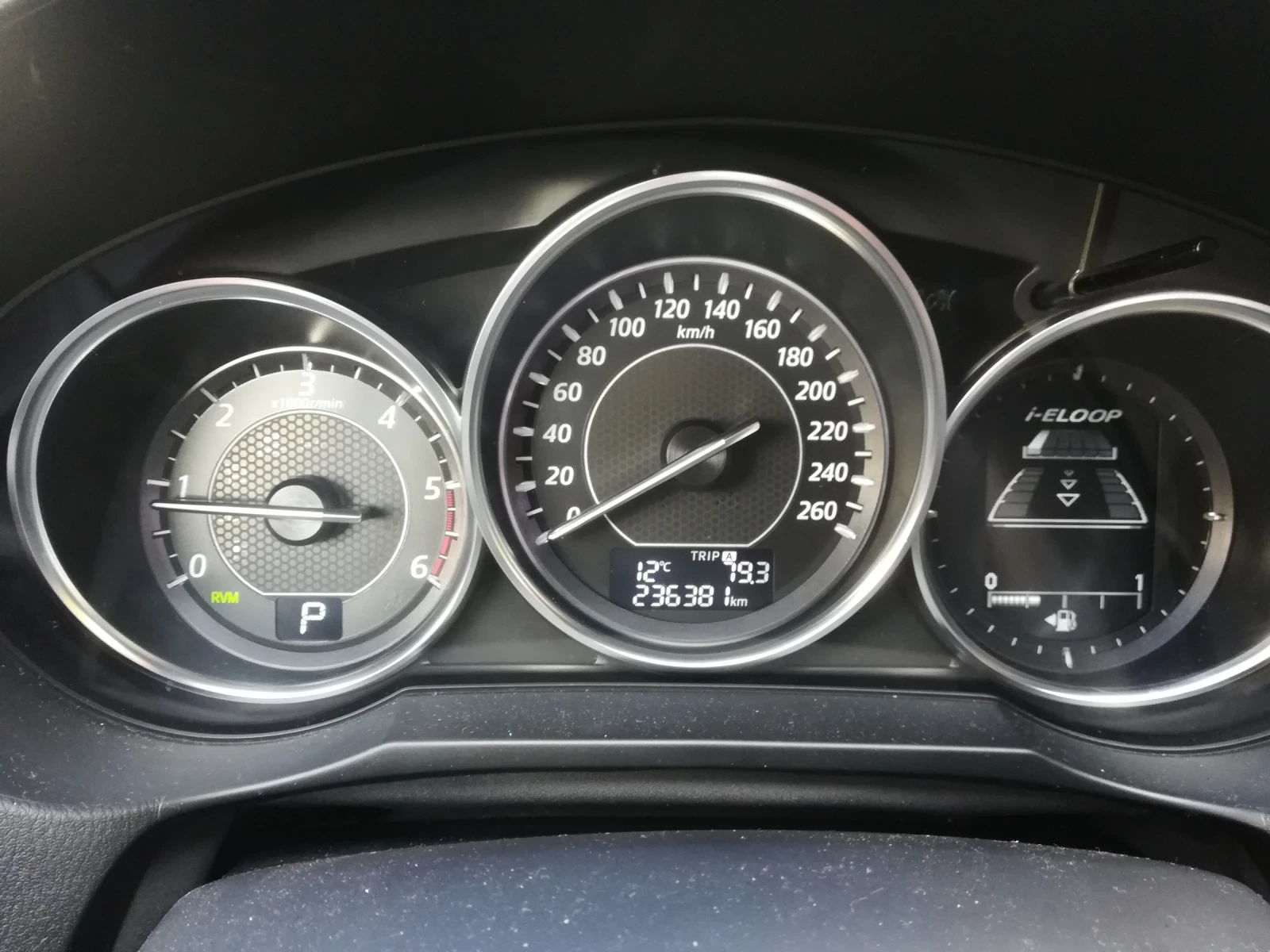 Mazda 6 2.2 175к.с., снимка 10 - Автомобили и джипове - 56547515