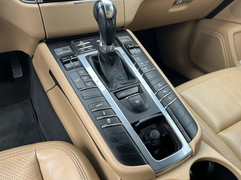 Porsche Macan 3.0D S, снимка 10 - Автомобили и джипове - 49555062