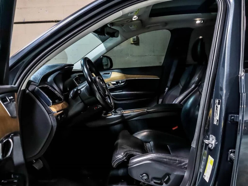 Volvo Xc90 T6 Inscr* Distr* B&Wilkins* HUD* Virtual* Обдух* , снимка 8 - Автомобили и джипове - 52318030