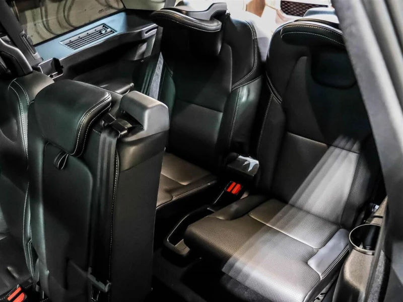 Volvo Xc90 T6 Inscr* Distr* B&Wilkins* HUD* Virtual* Обдух* , снимка 12 - Автомобили и джипове - 52318030