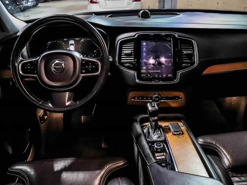 Volvo Xc90 T6 Inscr* Distr* B&Wilkins* HUD* Virtual* Обдух* , снимка 9 - Автомобили и джипове - 52318030