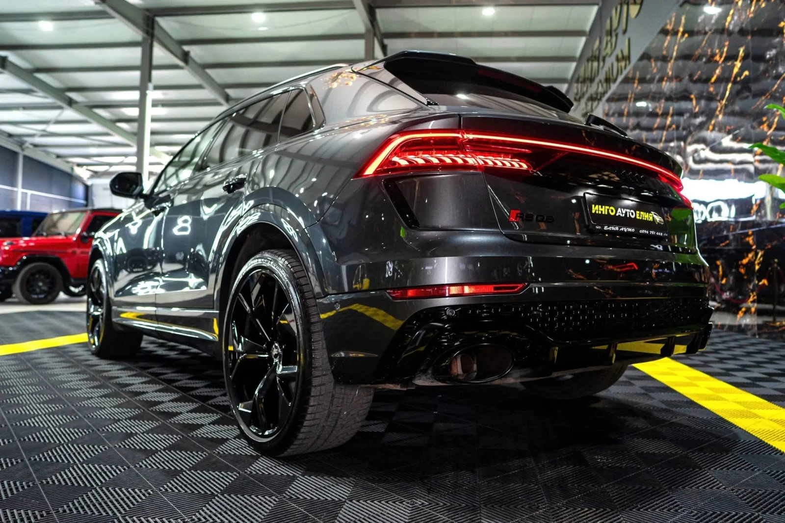 Audi RSQ8 4.0 V8 MATRIX ПАНО B&O 360 HUD ЛИЗИНГ 100%, снимка 7 - Автомобили и джипове - 54449468