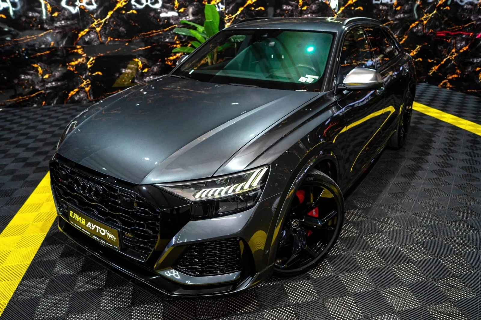 Audi RSQ8 4.0 V8 MATRIX ПАНО B&O 360 HUD ЛИЗИНГ 100%, снимка 5 - Автомобили и джипове - 54449468