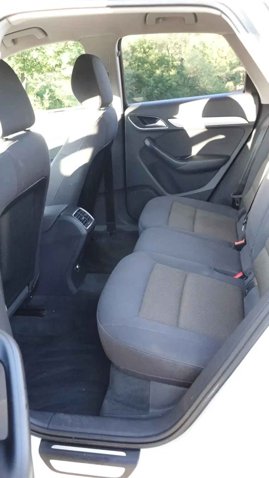 Audi Q3 2.0 TDI Quattro CARPLAY, снимка 14 - Автомобили и джипове - 55641544