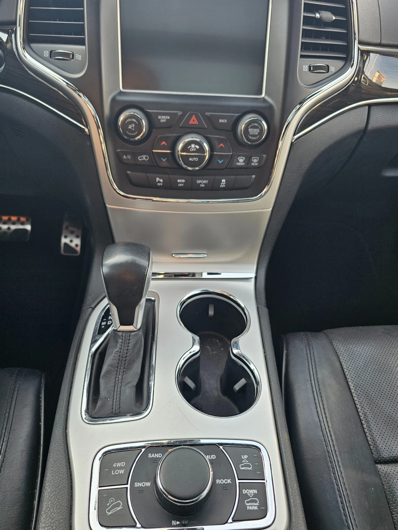 Jeep Grand cherokee High Altitude , снимка 15 - Автомобили и джипове - 56446452