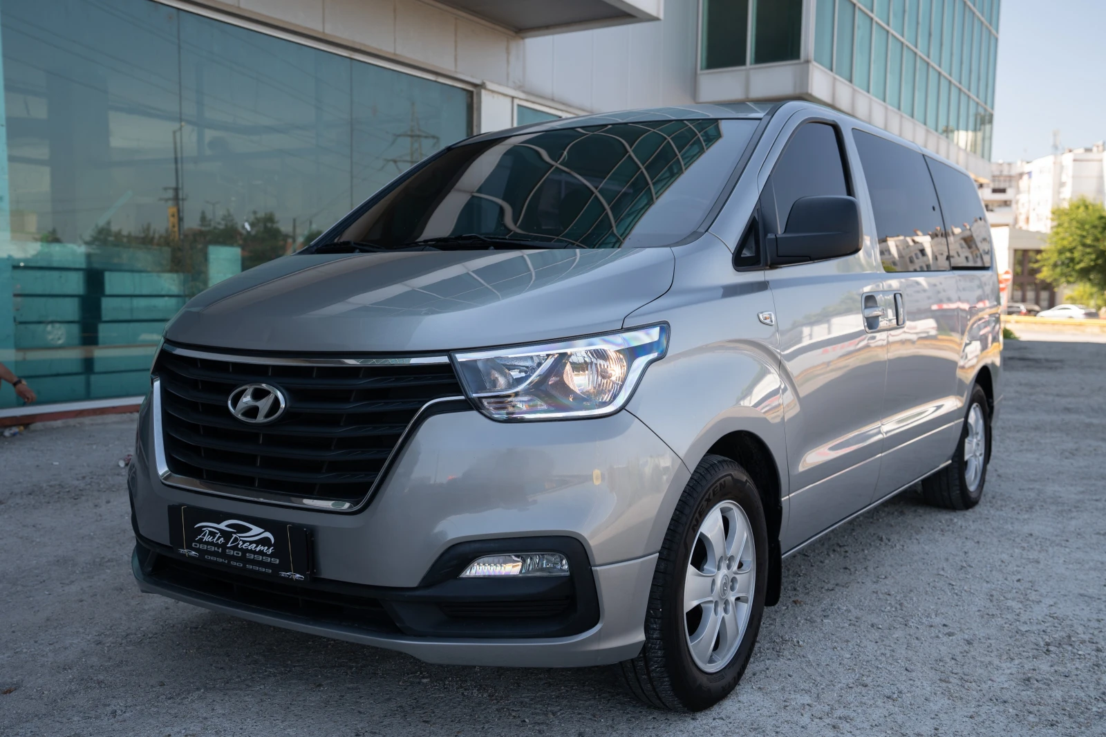 Hyundai Starex GRAND STAREX | 8+ 3 SEATS, снимка 1