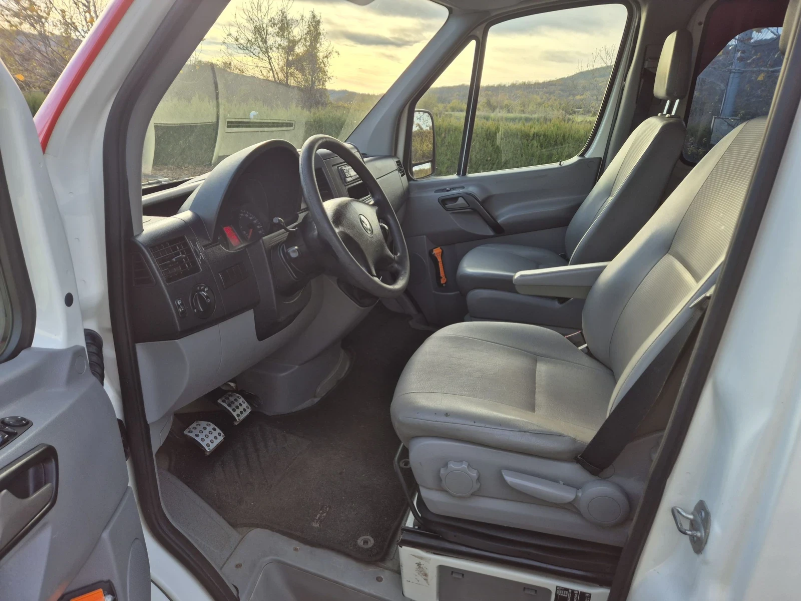 VW Crafter 2.5TDI - изображение 10