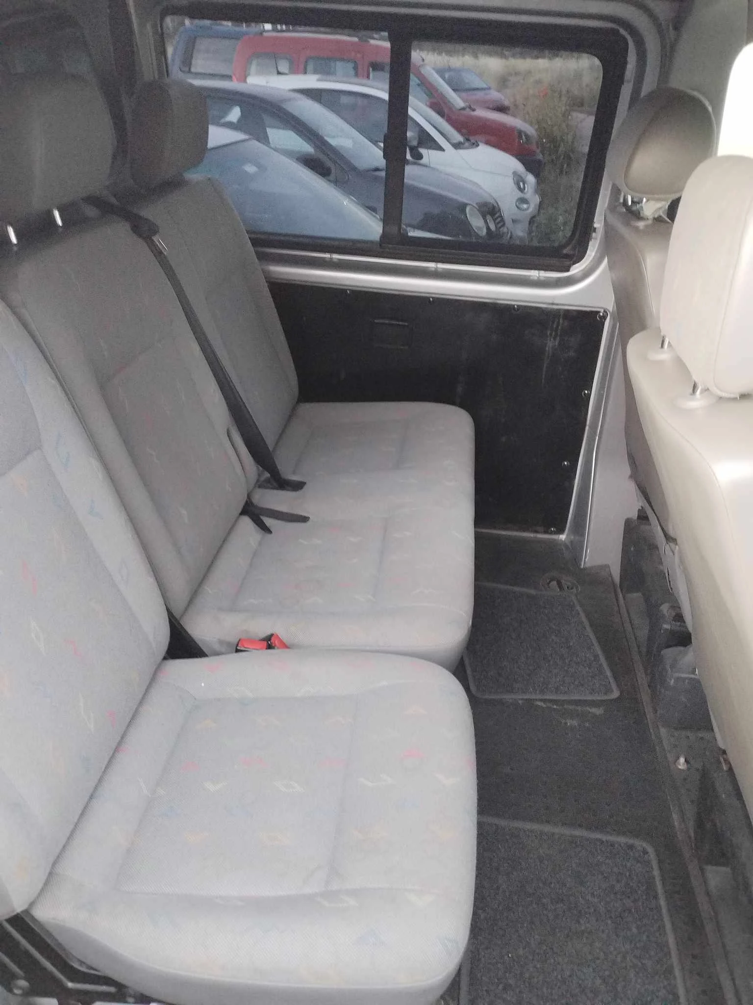 VW T5, снимка 6 - Бусове и автобуси - 54249096