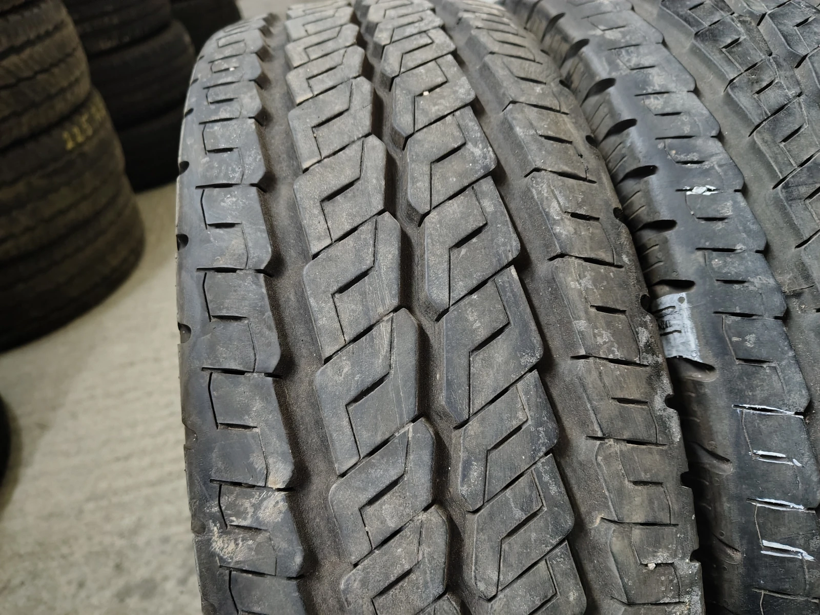 ���� 225/75R16 | Mobile.bg � ����������� 2