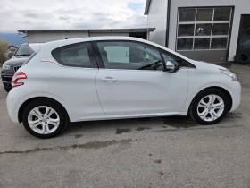 Peugeot 208 ПАНОРАМА! КОЖЕН САЛОН! НАВИГАЦИЯ!, снимка 5
