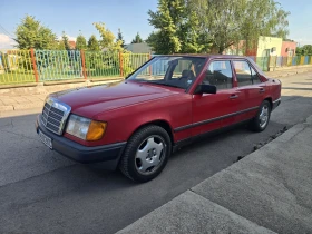 Mercedes-Benz 124 250D, снимка 3