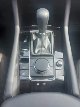 Mazda 3 e-Skyactiv-G , снимка 13