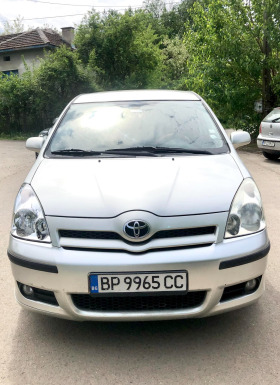 Toyota Corolla verso, снимка 1 - Автомобили и джипове - 45389375
