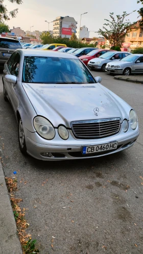 Mercedes-Benz E 270, снимка 3