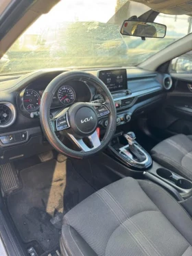 Kia Forte EX FWD* BLINDSPOT* CARPLAY* KEYLESS* DISTRONIC* ПО - 26100 лв. / 13344.72 € - 60566650 7