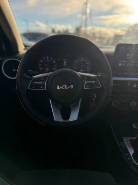 Kia Forte EX FWD* BLINDSPOT* CARPLAY* KEYLESS* DISTRONIC* ПО - 26100 лв. / 13344.72 € - 60566650 10