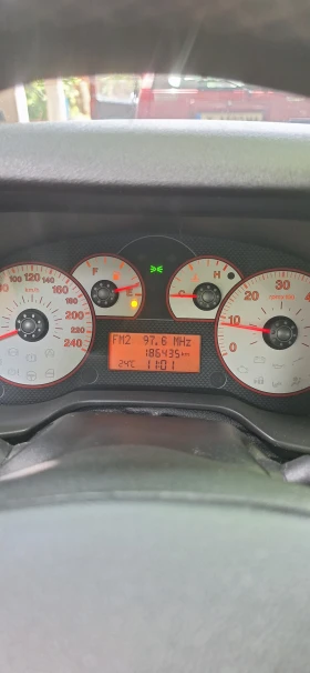 Fiat Punto 1.9 multijet 131 kc | Auto.bg — изображение 5