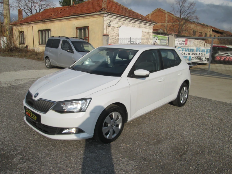 Skoda Fabia 1.4TDI НАВИГАЦИЯ* * НОВА* * , снимка 2 - Автомобили и джипове - 48503970