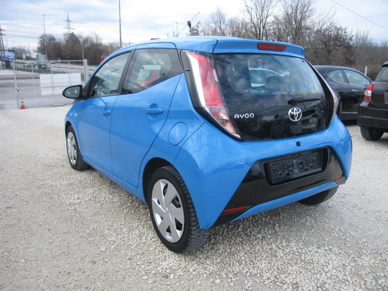 Toyota Aygo Автомат 1.0 , Камера, Дистроник, снимка 3 - Автомобили и джипове - 48800519