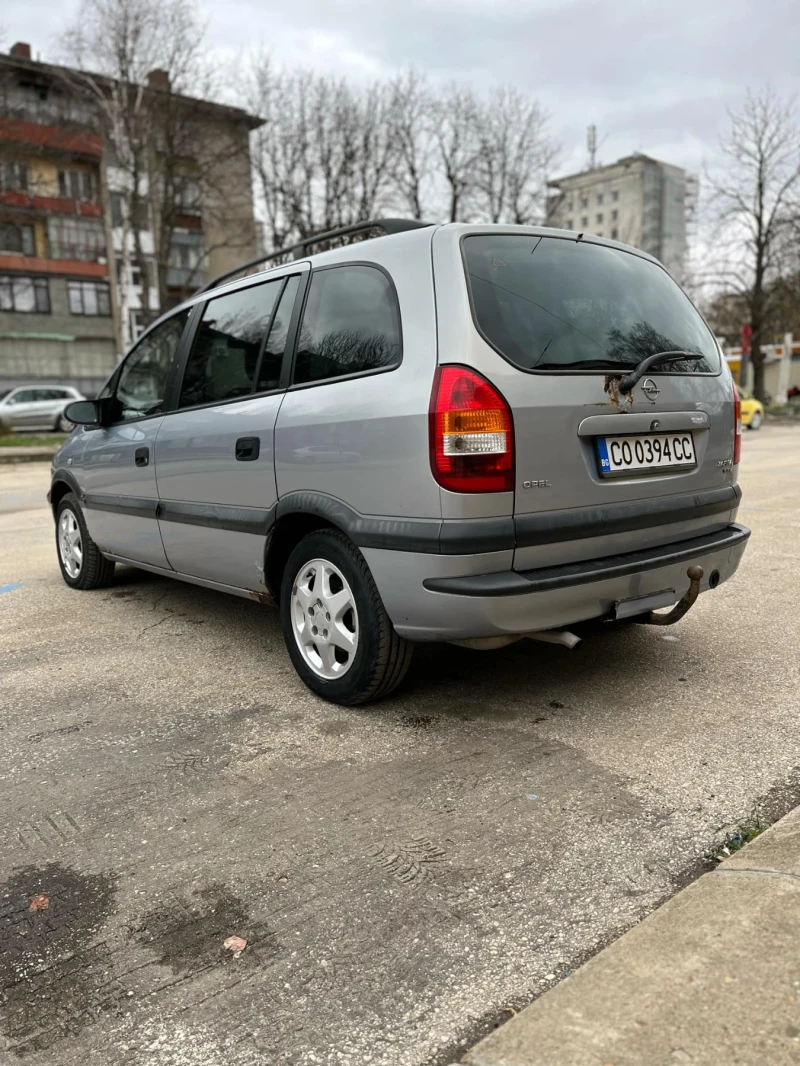 Opel Zafira 1.8 125 кс газ бензин, снимка 5 - Автомобили и джипове - 49549035