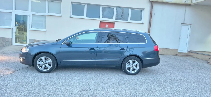 VW Passat 2.0-TDI* 4x4* 6ск.Обслужен* , снимка 12 - Автомобили и джипове - 49599146