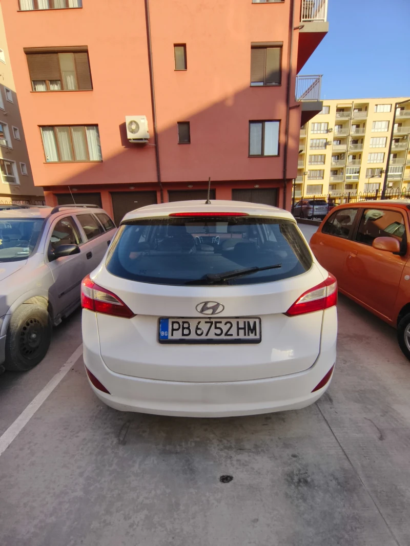 Hyundai I30 1.6, снимка 3 - Автомобили и джипове - 52913131