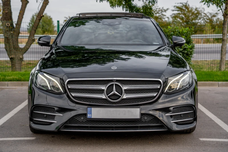 Mercedes-Benz E 220 PANORAMA | BURMESTER | 360 камера | DIGITAL, снимка 2 - Автомобили и джипове - 52653846
