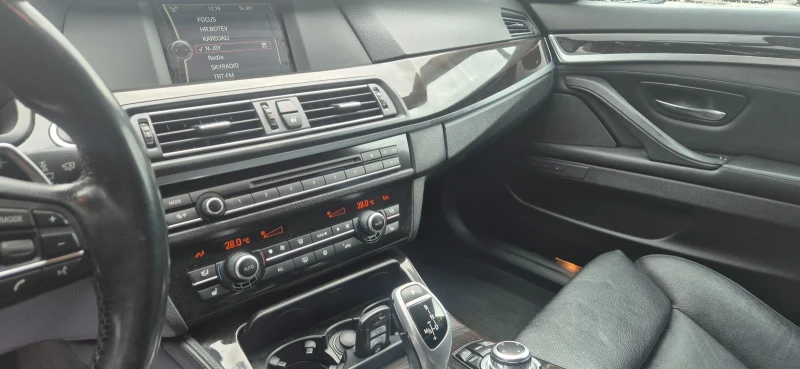 BMW 530 530, снимка 11 - Автомобили и джипове - 52697839