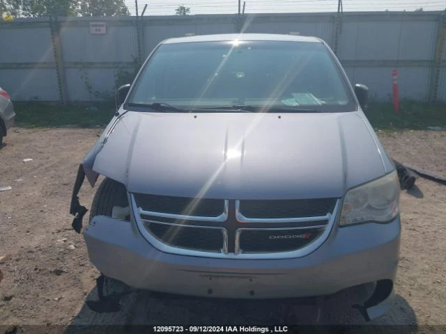 Dodge Caravan 3.6 , снимка 12 - Автомобили и джипове - 47571254