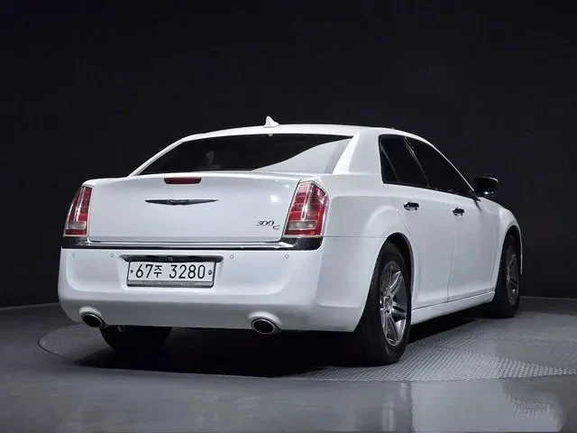 Chrysler 300c 3.0CRD - изображение 2
