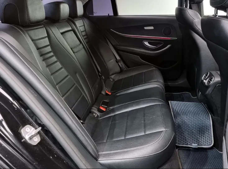 Mercedes-Benz E 220 E220d Avantgarde - изображение 10