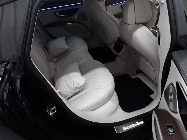 Mercedes-Benz EQS 450 4-MATIC AMG HYPERSCREEN BURMESTER , снимка 6 - Автомобили и джипове - 55034620