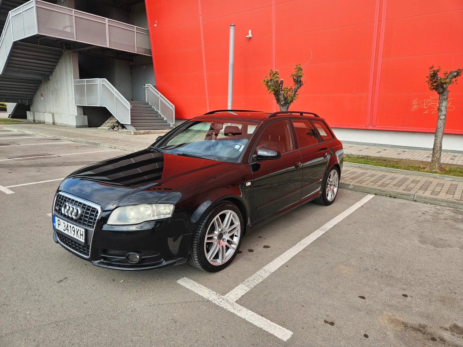 Audi A4 Avant S-line - изображение 3