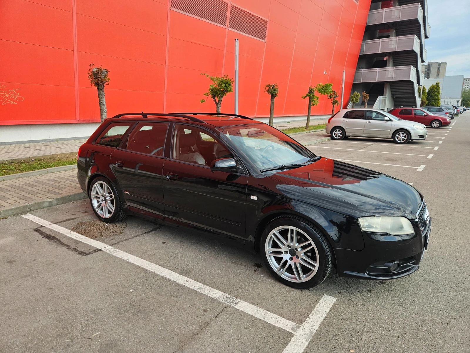 Audi A4 Avant S-line - изображение 5