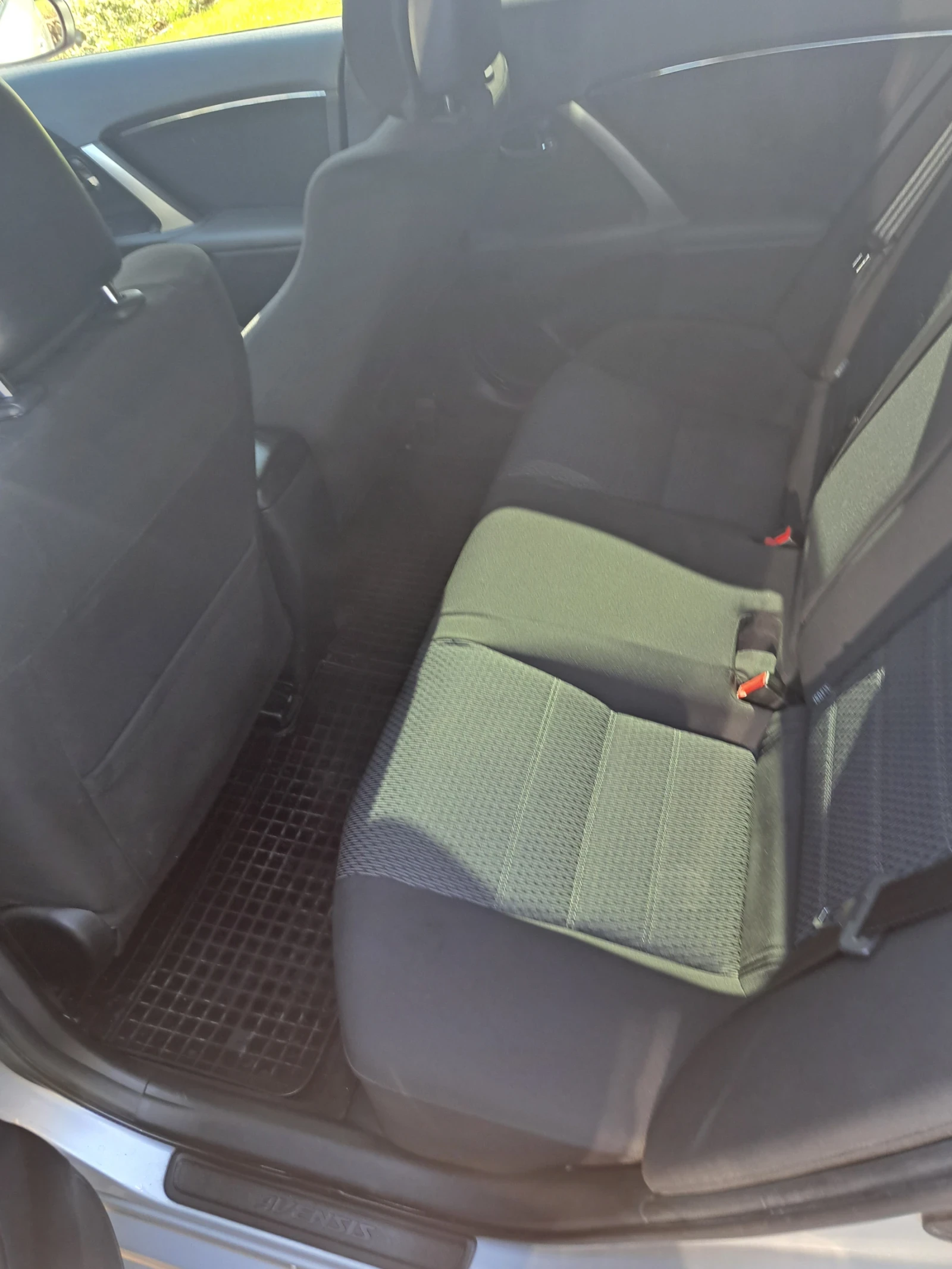Toyota Avensis 1.8 VVT-i FaseLift - изображение 7