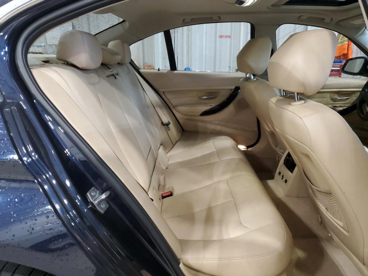 BMW 335 XI* Head Up* Камера* Keyless* Авто Кредит - изображение 10